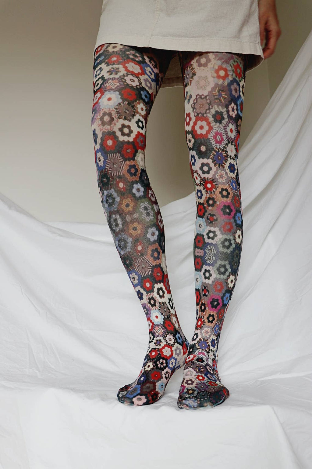 Honeycomb Quilt by Art Institute of Chicago Printed Tights