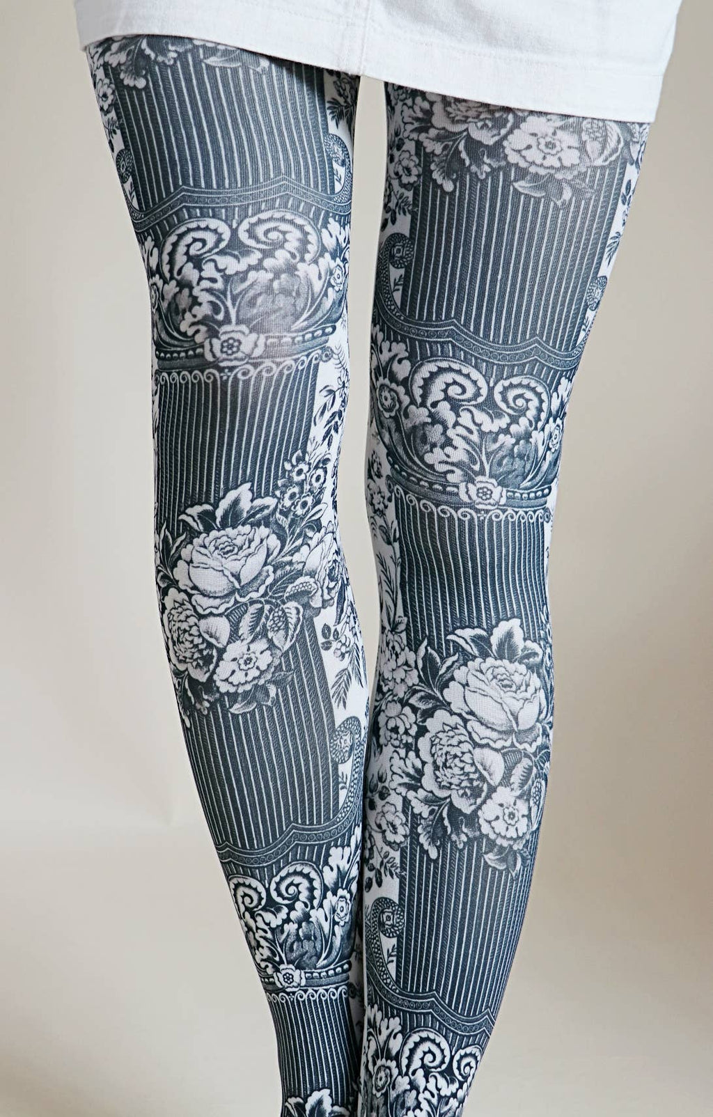 Antique Lace and Flower Printed Art Tights