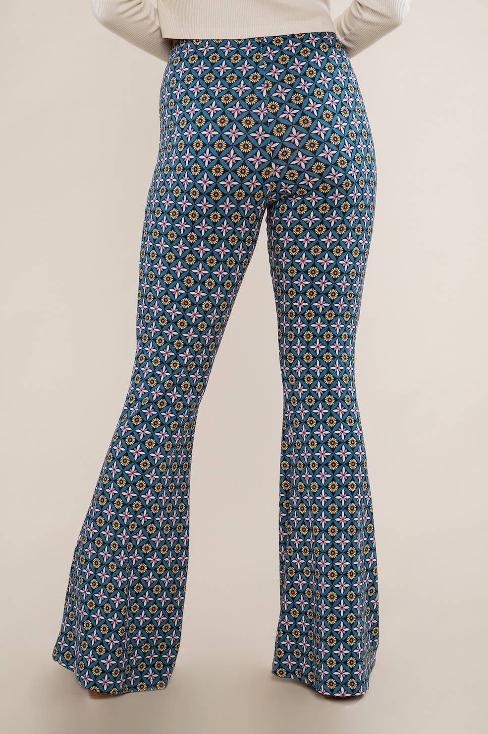 Farah Flare Knit Pant